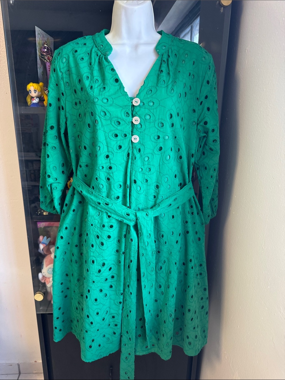 NEW Green Eyelet Button-Front Women's Top